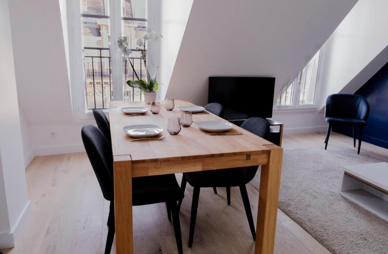 Appartement Luxury Elysees Parijs